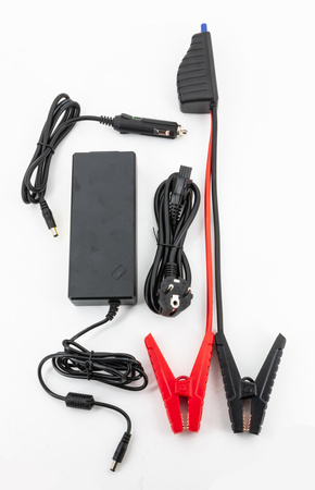 Profesjonalna stacja energii POWER PACK 1300 12 V / 230 V z funkcją boostera